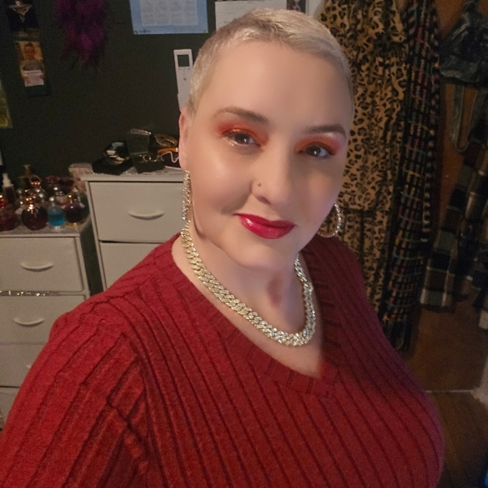 Meet your Posher, June